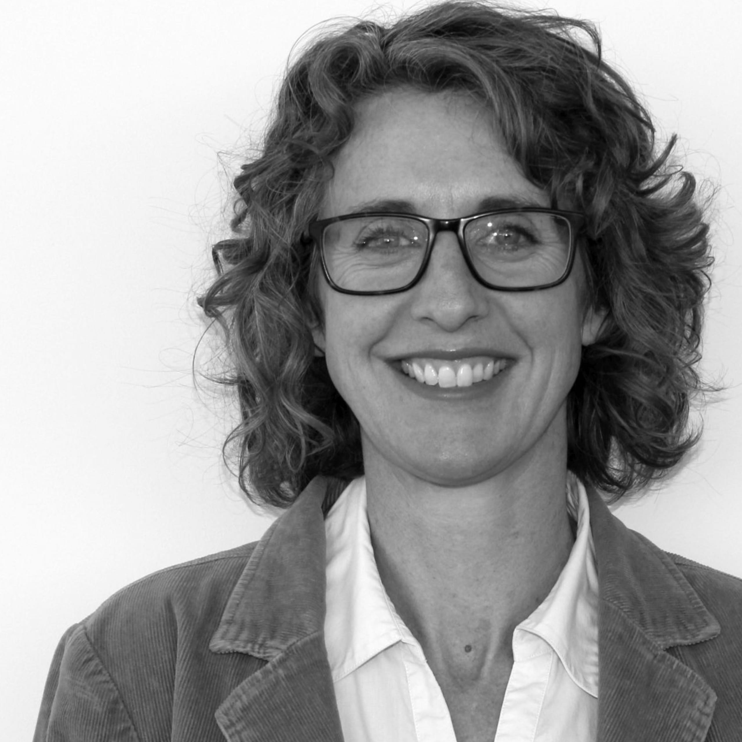 Jenny Edwards Light House Architecture and science